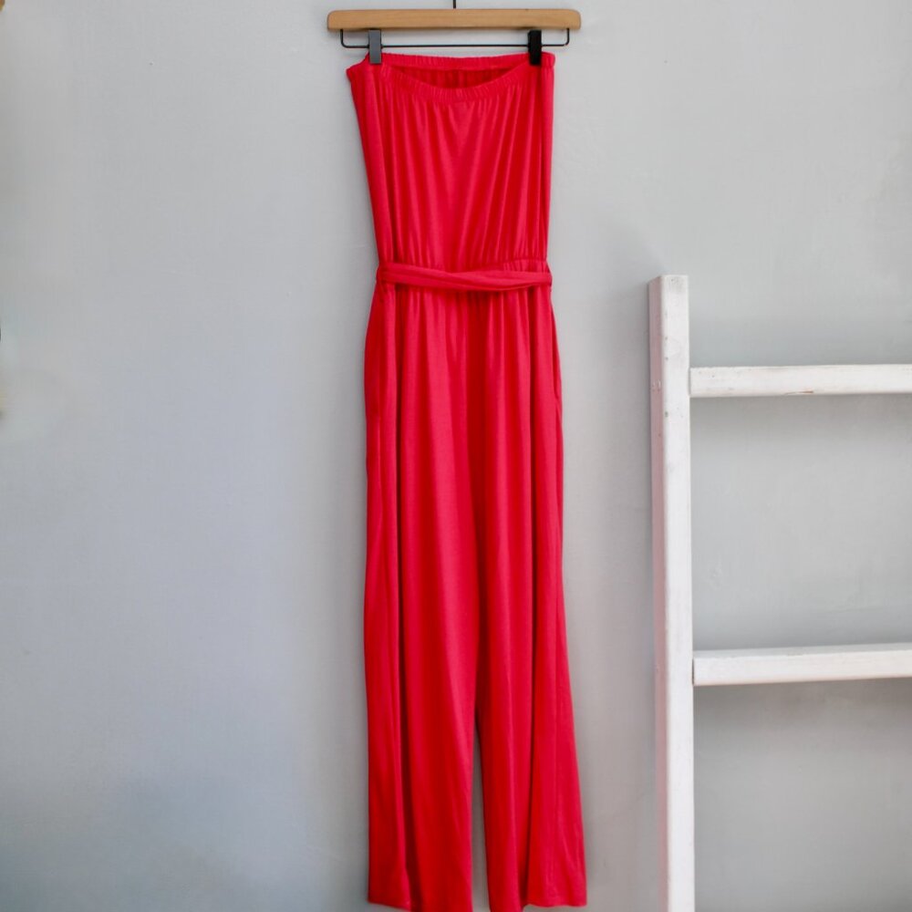 ZESICA Women's Red Strapless Belted Wide-Leg Jumpsuit Romper Pants sz Small NWT - Picture 3 of 4